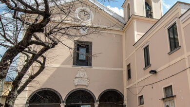 Photo of Avella: In frantumi la volta affrescata del portico della Chiesa della SS. Annunziata