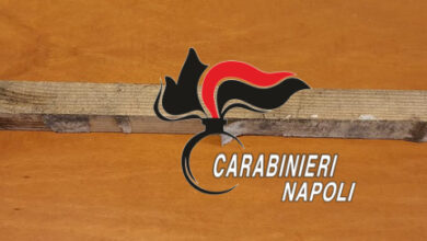Photo of Arzano: Aggredisce il cugino con una mazza. Carabinieri arrestano 32enne