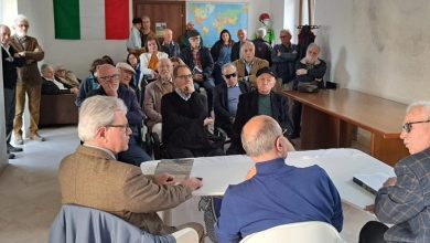 Photo of Avella/ Circolo “Nicola Pugliese”: Incontro con Antonio Vecchione tra memoria storica e radici del territorio