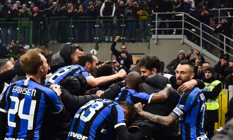 Photo of Inter, Lautaro pensa nerazzurro ma il Barca non molla