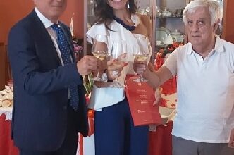Photo of Avella: Laurea in Scienze Pedagogiche per Antonella Ardolino