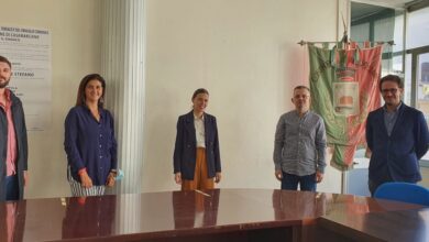 Photo of Casamarciano: il neo-sindaco Carmela de Stefano ha presentato la nuova giunta