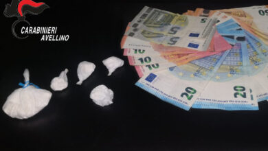 Photo of AVELLINO – SORPRESO IN POSSESSO DI COCAINA: PUSHER ARRESTATO