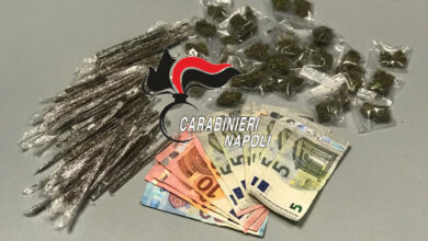 Photo of Casavatore| Controlli dei Carabinieri: sequestrate sigarette e droga