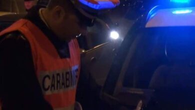Photo of MUGNANO DI NAPOLI: arrestano pusher 22enne. Beccato con cocaina e hashish