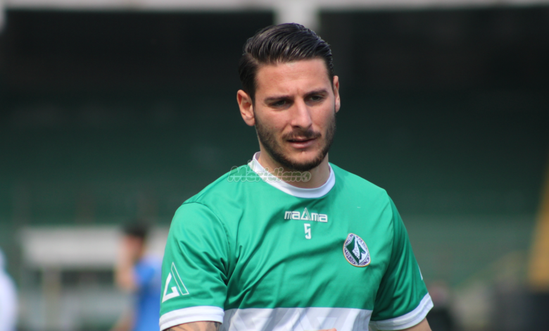 Photo of Avellino\ Colpo di scena: Laezza rescinde il contratto con gli irpini