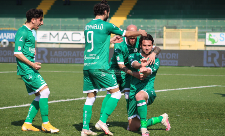 Photo of Avellino-V.Francavilla 1-0, le FOTO del successo biancoverde