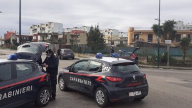 Photo of Napoli: Immediata risposta dei Carabinieri al lancio di una bomba a Ponticelli, in Via Esopo