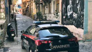 Photo of Napoli, Quartieri spagnoli e centro storico: Carabinieri impegnati nei controlli covid e nella lotta all’illegalità diffusa