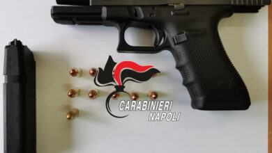 Photo of Napoli, quartiere Miano: Inseguimento tra moto. Carabinieri arrestano 33enne trovato con una pistola