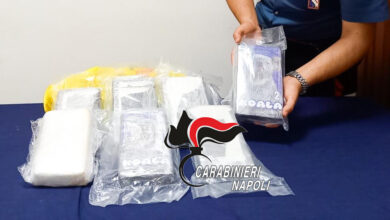 Photo of Torre Annunziata\ 7 chili di cocaina in un vano ricavato in un’utilitaria. Arrestato 25enne