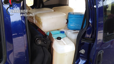 Photo of Serino\ Sorpresi con 400 litri di gasolio miscelato e schede carburante di dubbia provenienza: denunciati per ricettazione