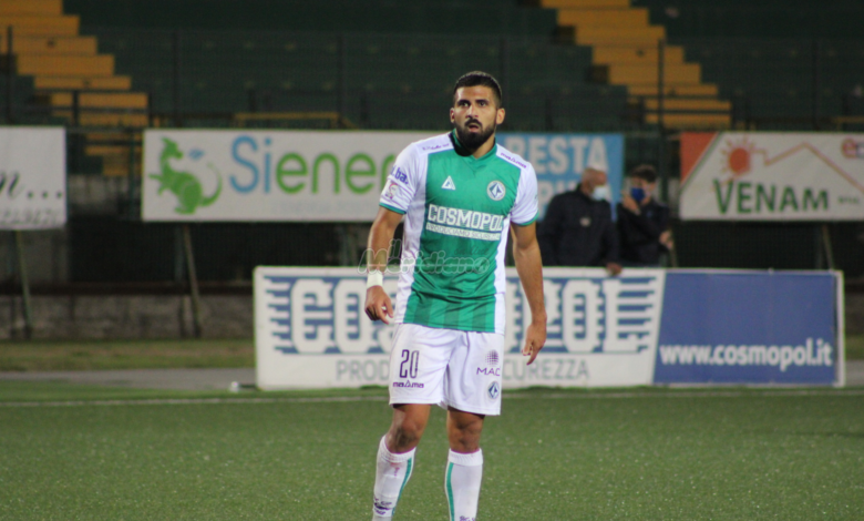 Photo of Avellino-Potenza 1-0, finalmente è rotto il sortilegio: Carriero regala la prima gioia stagionale