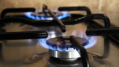 Photo of Falsi contratti per luce e gas: denunciato 30enne