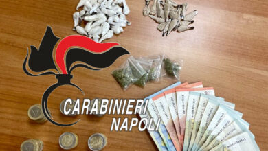 Photo of Napoli\ 4 pusher in manette, arrestati dai Carabinieri. Ci sono anche due minori
