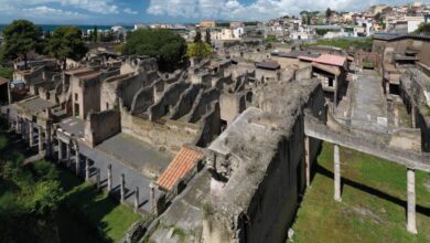 Photo of Ercolano\ #GliOziDiErcole Materia e corpi tra antico e moderno