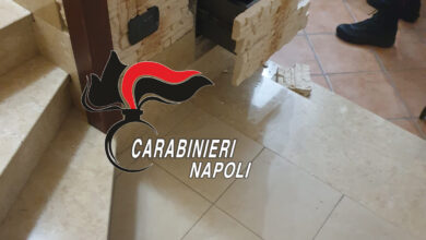 Photo of Napoli\ Occultava la droga in nascondigli insospettabili. 41enne arrestato