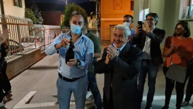 Photo of Sperone\ Adolfo Alaia ritorna sindaco con voto da plebiscito
