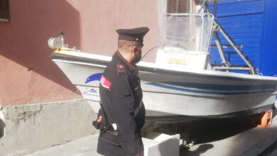 Photo of Torre Annunziata: Carabinieri per la legalità tra fioriere abusive, abusivismi edilizi ed una barca