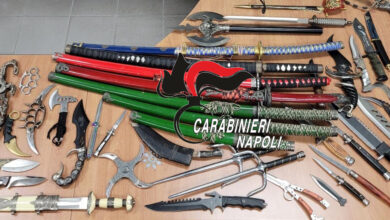 Photo of Torre del Greco: In casa un arsenale. Carabinieri denunciano 39enne