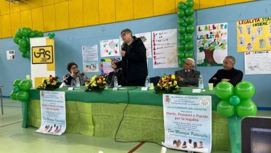 Photo of Sperone / Istituto Comprensivo: Don Maurizio Patriciello presiede un evento di sensibilizzazione di Educazione alla Legalità